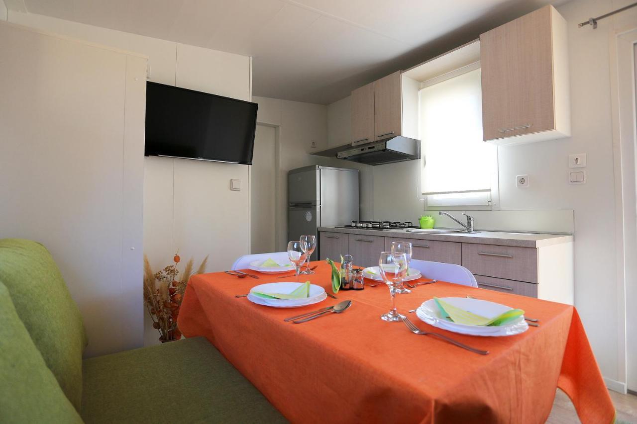 Mobile Homes-Slanica Murter Bagian luar foto